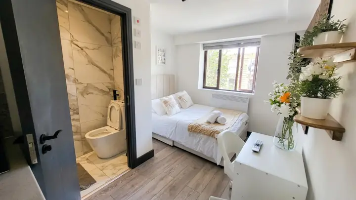 Highbury Studio Suite: real photo 3